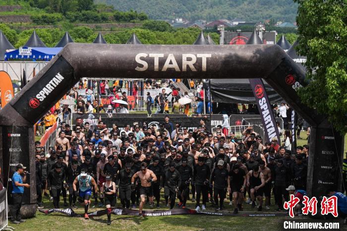 2024年斯巴达勇士杭州站开赛 万名勇士挑战硬核周
