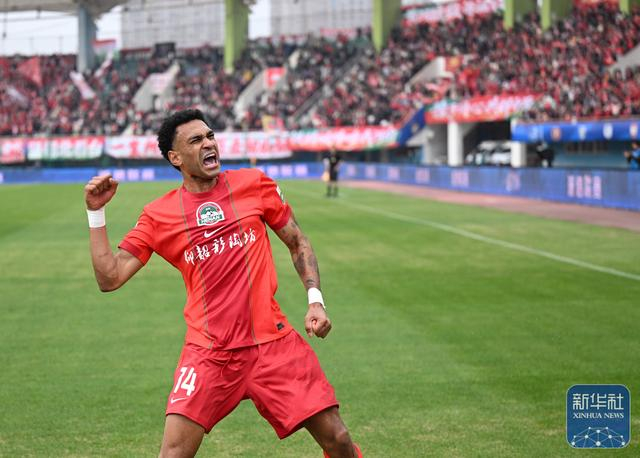 河南彩陶坊2-1力克云南玉昆姆布拉建功