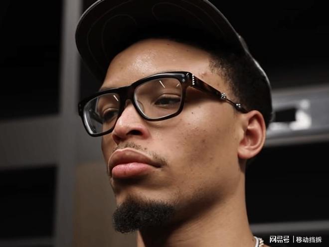 从被弃用到后场核心 罗林斯在雄鹿彻底兑现天赋